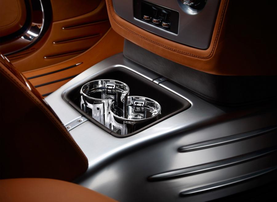  Rolls-Royce Phantom Coupe Aviator Collection 2012 года  (фото 2 из 12)